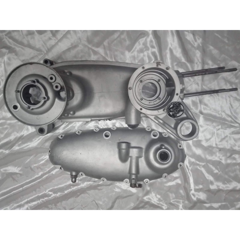 Behandeling aluminium motorcarter Vespa Lambretta Behandeling aluminium motorcarter Vespa Lambretta