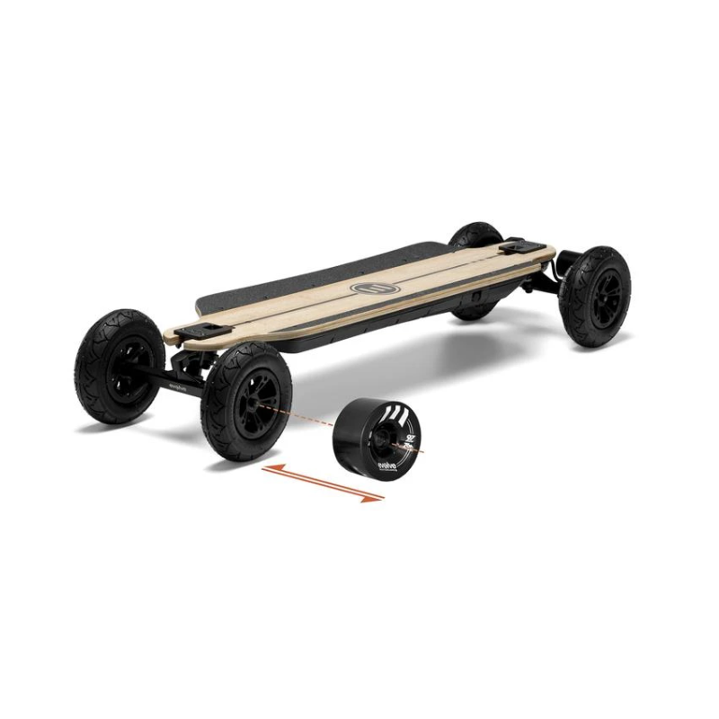 skateboard électrique proposé avec deux types de roues adaptées au ride tous terrain ou sur route lisse skateboard électrique proposé avec deux types de roues adaptées au ride tous terrain ou sur route lisse