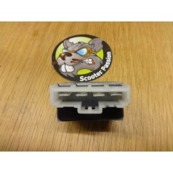 regulateur de tension 12V vespa lambretta